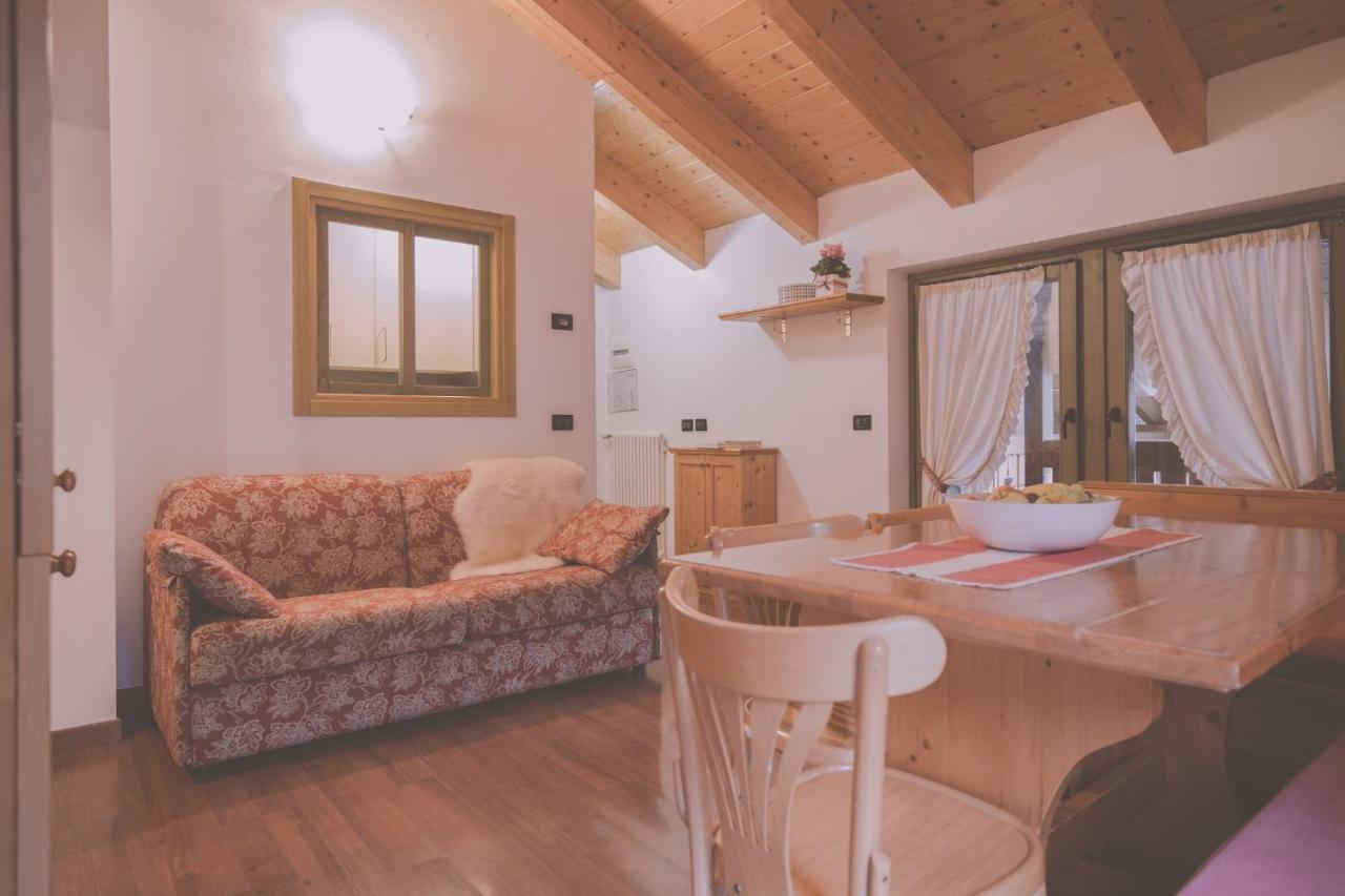 Rta Torre Del Brenta Aparthotel Madonna di Campiglio Exterior photo